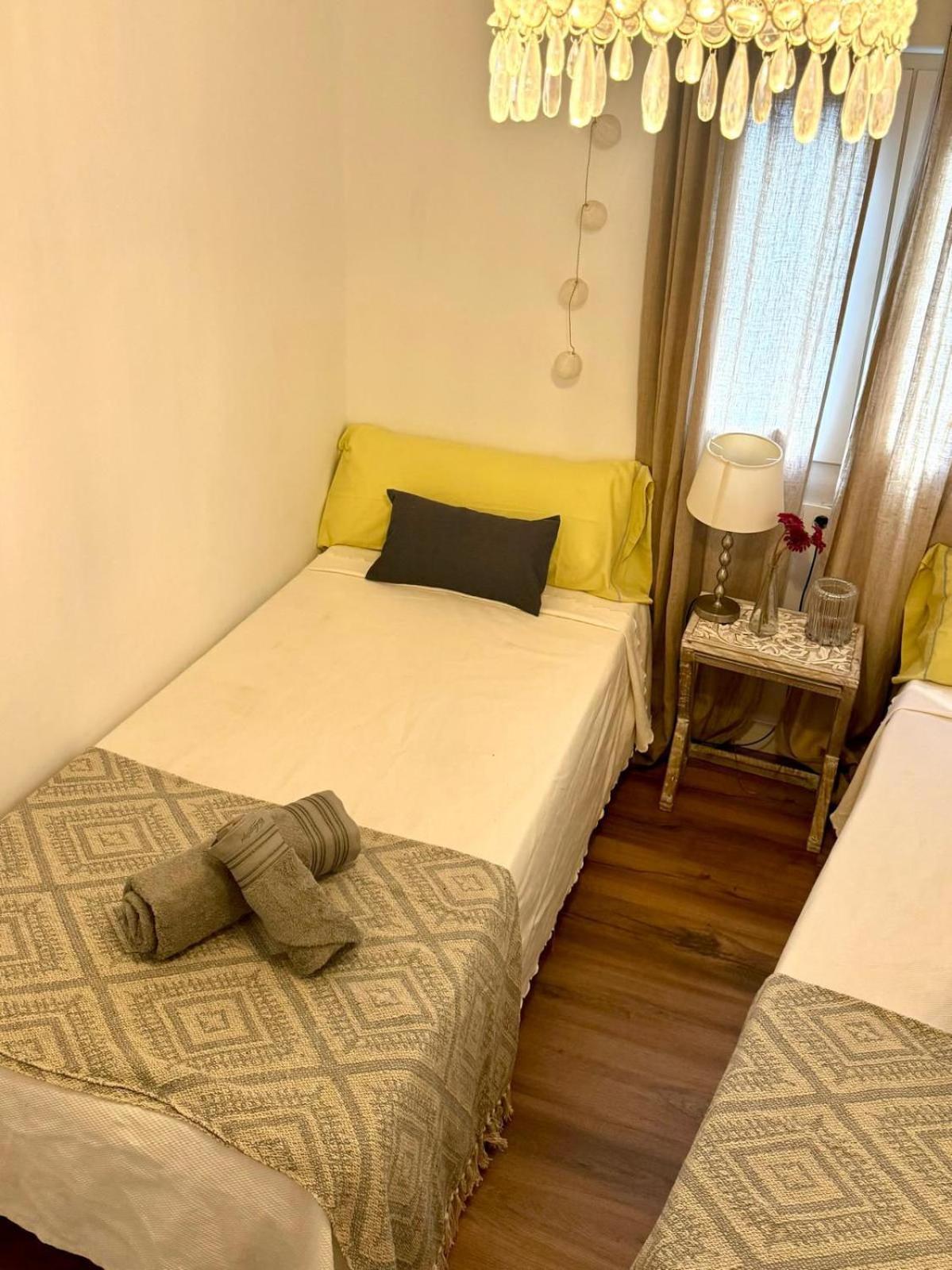 Apartamento El Rincon Del Arte Granada Centro & Desayuno Incluido Eksteriør billede