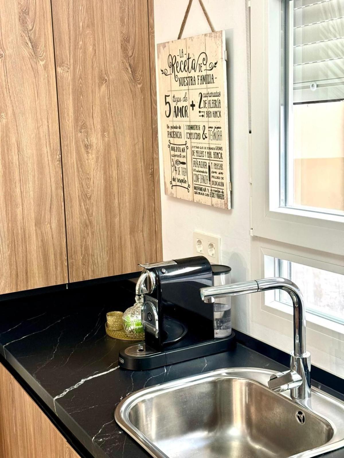Apartamento El Rincon Del Arte Granada Centro & Desayuno Incluido Eksteriør billede